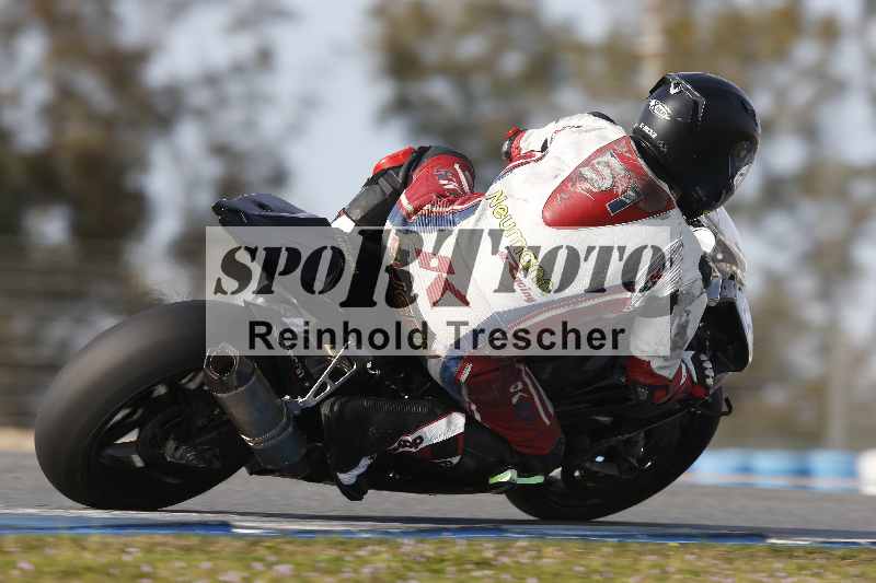 /Archiv-2024/01 26.-28.01.2024 Moto Center Thun Jerez/Gruppe rot-red/backside